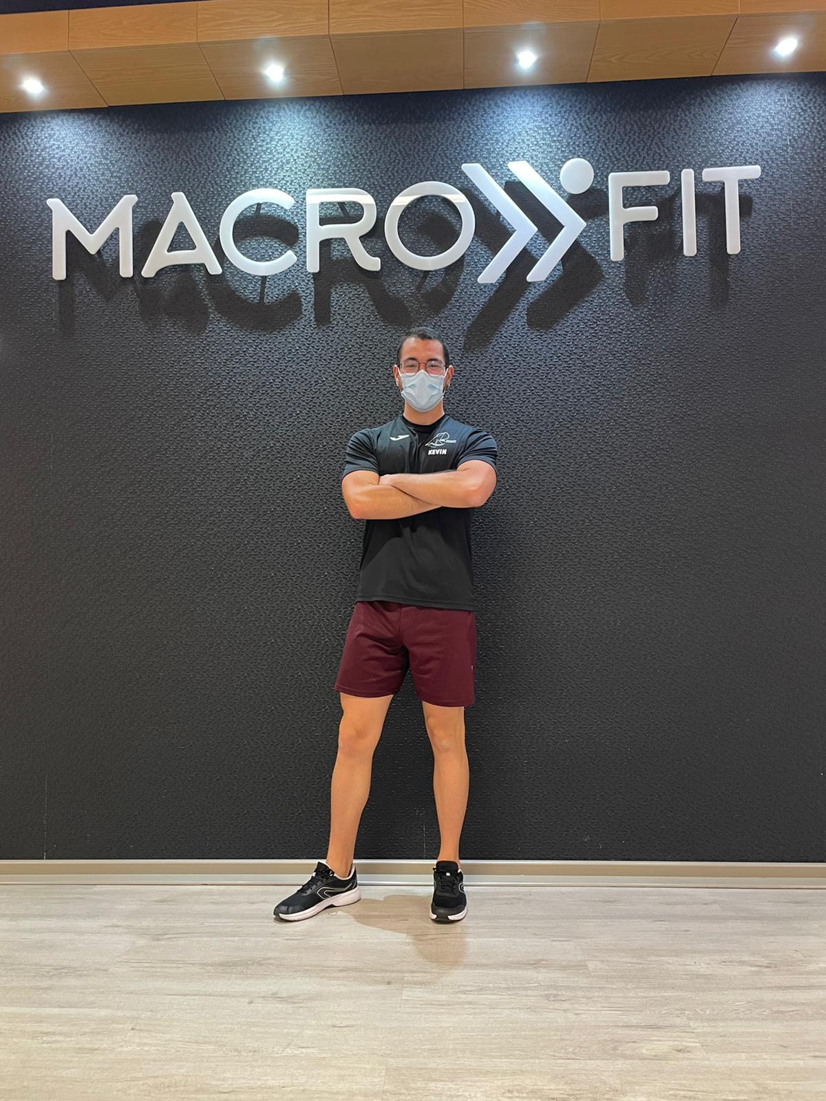 Andrea y Kevin: prácticas en Macro Fit La Ballena